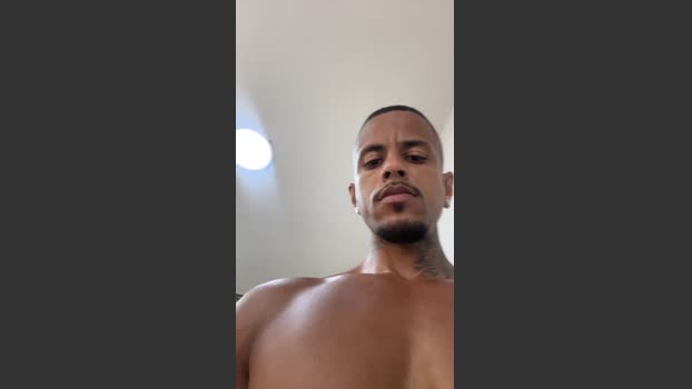 Soaresluucas29 fuckface Webcam SHOW @ Cam4 13-12-2025