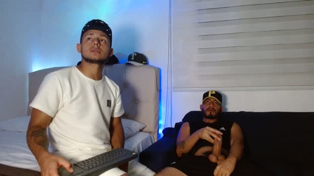 Elchino22xxl bigass Webcam SHOW @ Cam4 15-12-2025
