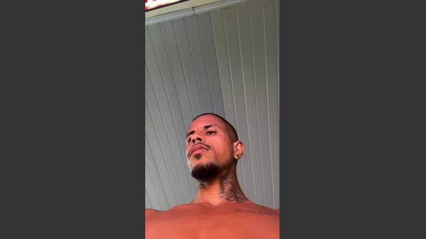 Soaresluucas29 Topless Webcam SHOW @ Cam4 15-12-2025