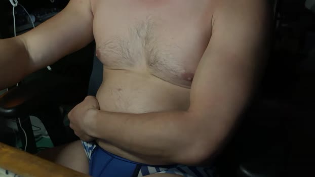 bear_niu sexymale Webcam SHOW @ Cam4 14-12-2025