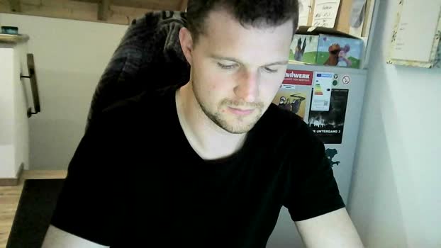 feger97_fun Porn Webcam SHOW @ Cam4 14-12-2025