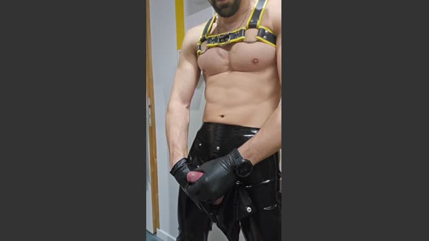 fred2085 sexyfeet Webcam SHOW @ Cam4 15-12-2025