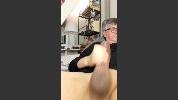 Grancazzogenova suckshow Webcam SHOW @ Cam4 15-12-2025