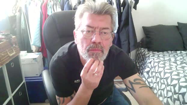 Kevinareux60