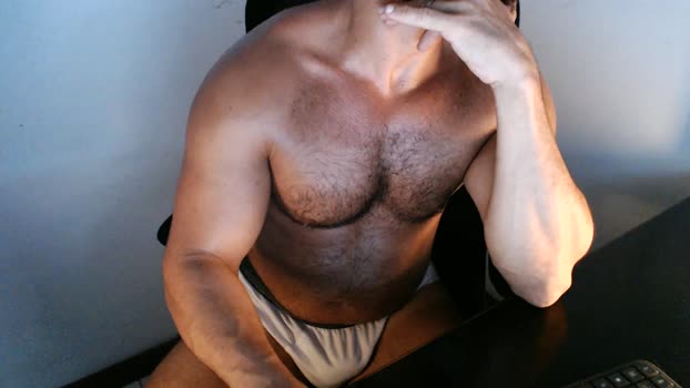 beard_man_sexy fingers Webcam SHOW @ Cam4 16-12-2025