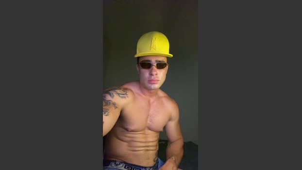 lindinho20cm3 sex Webcam SHOW @ Cam4 16-12-2025