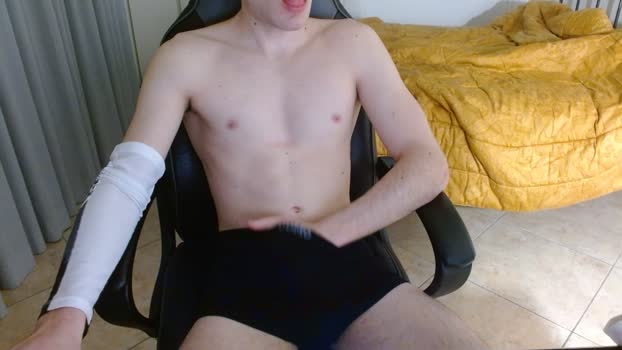 FitBoywow prettyface Webcam SHOW @ Cam4 17-12-2025