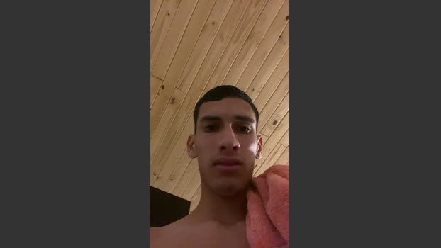 Juanignacioo kissing Webcam SHOW @ Cam4 17-12-2025