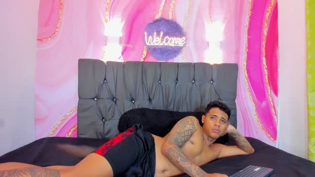 Julian_and_Axel wank Webcam SHOW @ Cam4 17-12-2025
