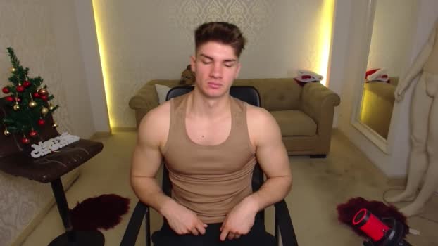 MaxKaidenn Download Webcam SHOW @ Cam4 17-12-2025