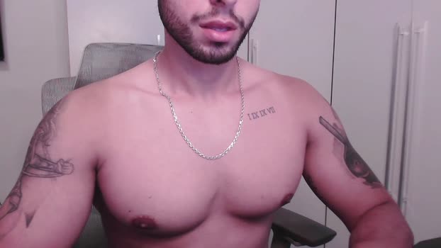 SuperBoyG kissing Webcam SHOW @ Cam4 17-12-2025