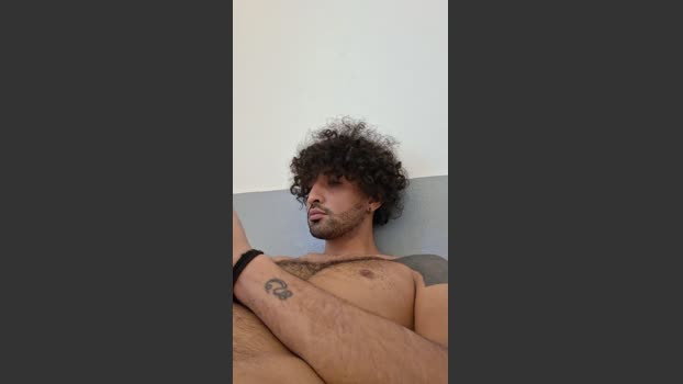 Ylias99 suck Webcam SHOW @ Cam4 17-12-2025