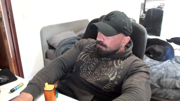 andrecampos87 bicurious Webcam SHOW @ Cam4 16-12-2025