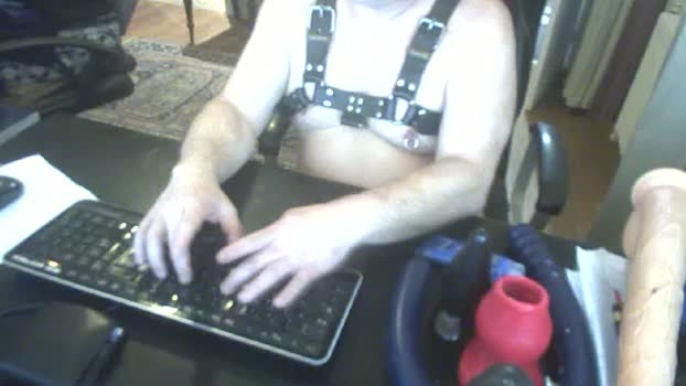 halopen2025 wank Webcam SHOW @ Cam4 17-12-2025