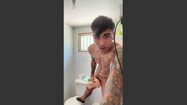 Antoniohott22 kissing Webcam SHOW @ Cam4 17-12-2025