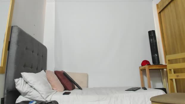 ErikJackson35 beautiful Webcam SHOW @ Cam4 17-12-2025