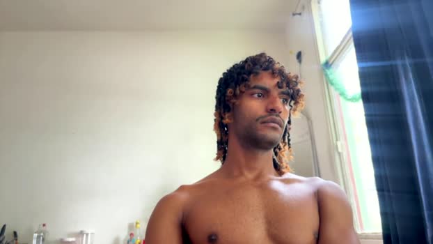 gerson229 Show Webcam SHOW @ Cam4 18-12-2025