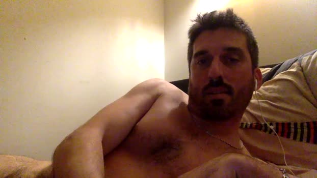 moumout1000 kissing Webcam SHOW @ Cam4 18-12-2025