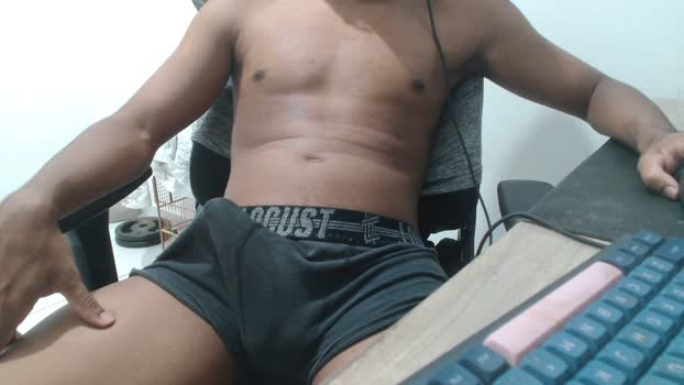 yago981 sexybody Webcam SHOW @ Cam4 18-12-2025