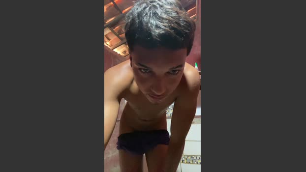 Pauzudo18vini hot Webcam SHOW @ Cam4 18-12-2025