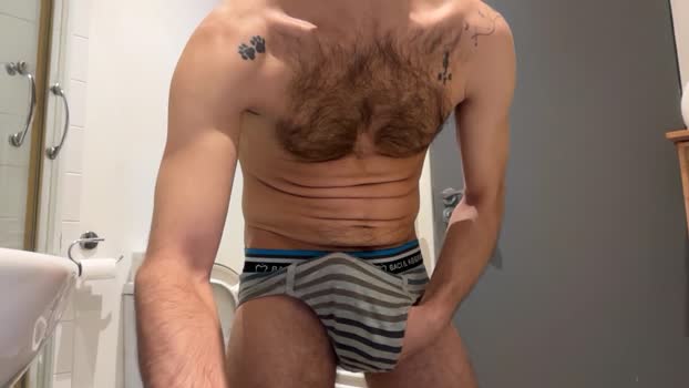 short_and_cute spanking Webcam SHOW @ Cam4 18-12-2025