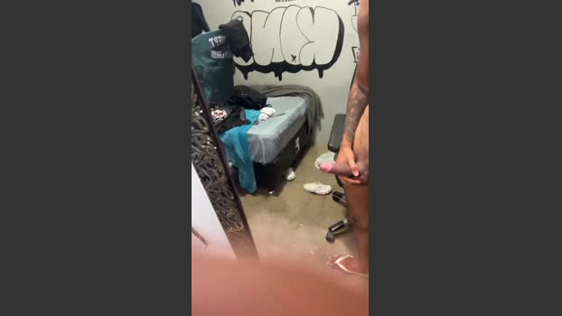 BrennoVic005 spank Webcam SHOW @ Cam4 20-12-2025