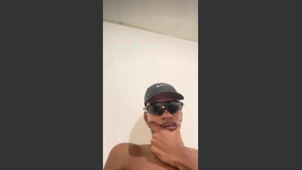 pikon_xxx bigass Webcam SHOW @ Cam4 20-12-2025