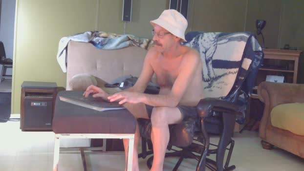mapleman35 fuckme Webcam SHOW @ Cam4 20-12-2025