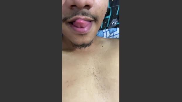 novinhopirocud0 spanking Webcam SHOW @ Cam4 22-12-2025