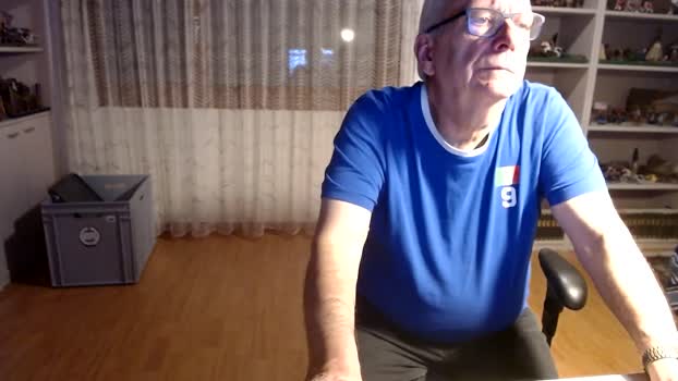 taxidancer1 kiss Webcam SHOW @ Cam4 21-12-2025