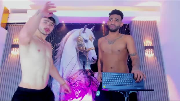 Dominic_Max lovense Webcam SHOW @ Cam4 23-12-2025