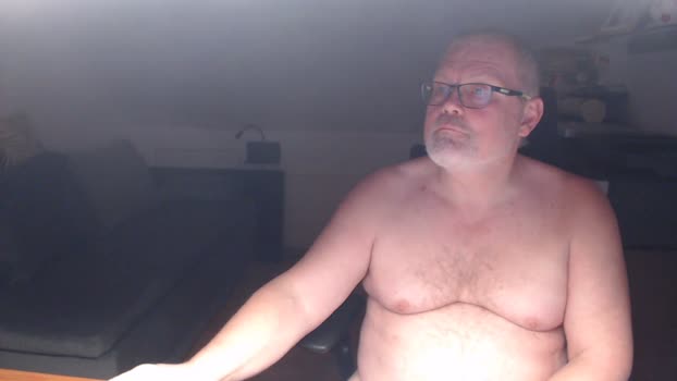 Mastschwein01 bigload Webcam SHOW @ Cam4 22-12-2025