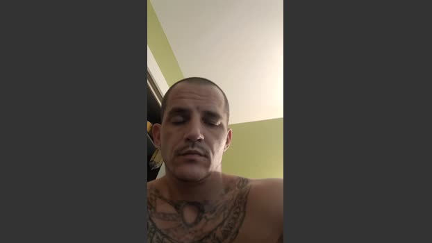 ToTrue87 gay Webcam SHOW @ Cam4 22-12-2025