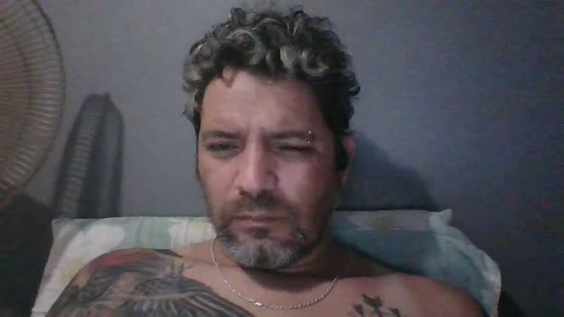 gaelsalvador sexykitty Webcam SHOW @ Cam4 24-12-2025