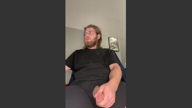 Explosive_andyy suckcock Webcam SHOW @ Cam4 25-12-2025