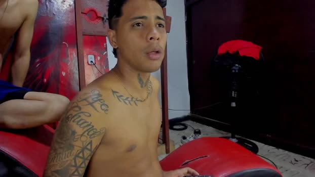 Julian_and_Axel bigload Webcam SHOW @ Cam4 25-12-2025