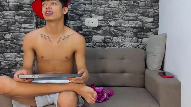 GUSTAVOHOTSEX twink Webcam SHOW @ Cam4 25-12-2025