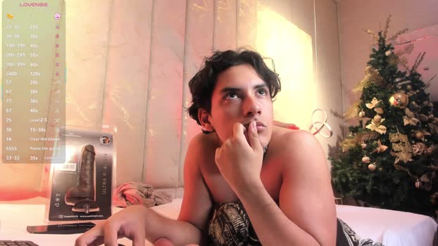 TheoHart strip Webcam SHOW @ Cam4 26-12-2025