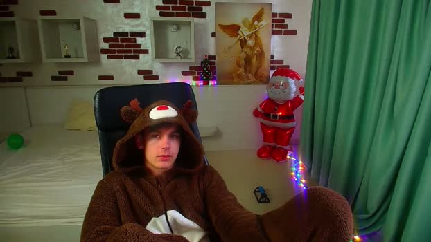 BradyFlint spanking Webcam SHOW @ Cam4 27-12-2025