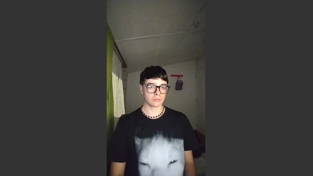 V4mpxboy lick Webcam SHOW @ Cam4 27-12-2025