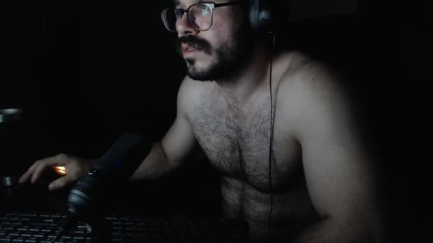 lu_bombado legs Webcam SHOW @ Cam4 28-12-2025