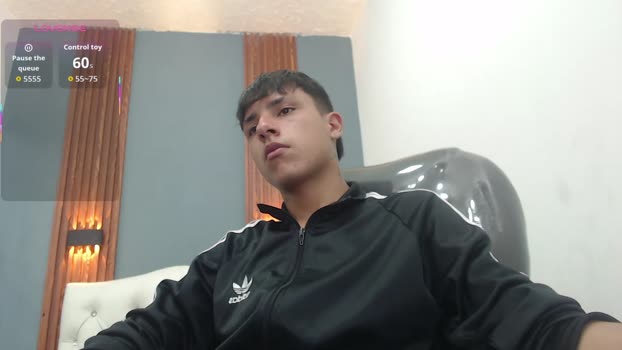 ucas_rivas sexybody Webcam SHOW @ Cam4 27-12-2025