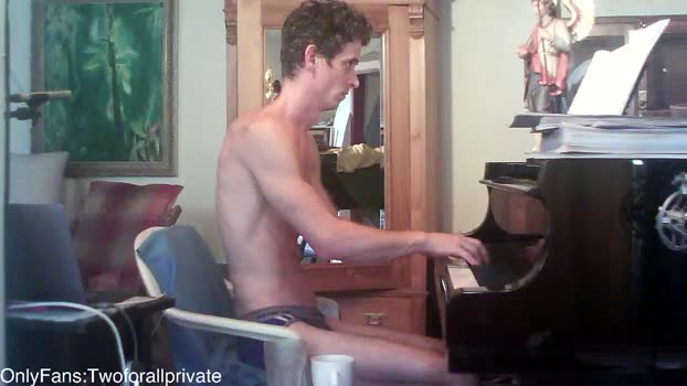 PianoTobe handsome Webcam SHOW @ Cam4 28-12-2025
