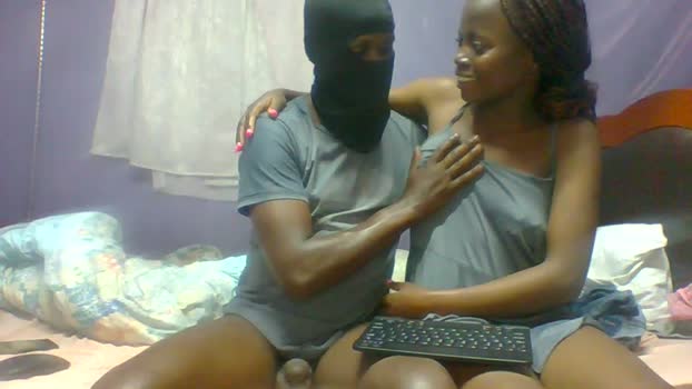 Spicyitcouple handsome Webcam SHOW @ Cam4 28-12-2025