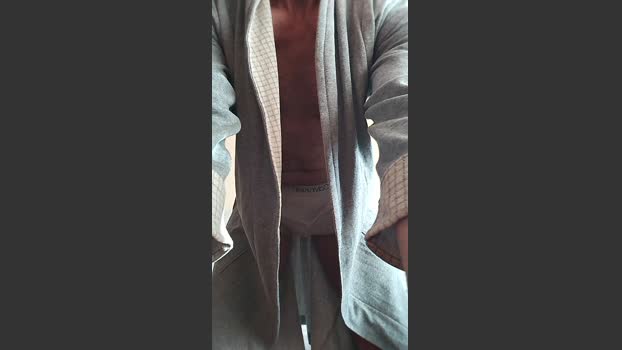 tonytuga striptease Webcam SHOW @ Cam4 29-12-2025