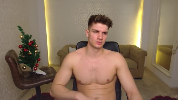 MaxKaidenn Pretty Webcam SHOW @ Cam4 29-12-2025