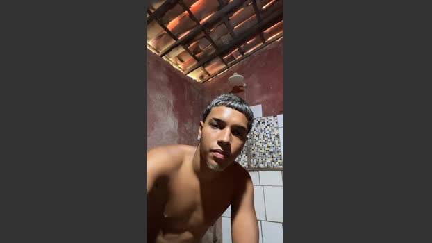 Pauzudo18vini hot Webcam SHOW @ Cam4 30-12-2025