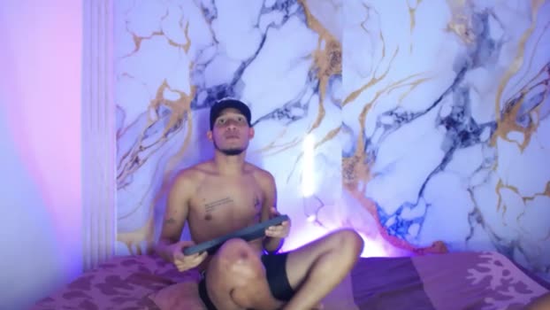 Santi_sebaxxx strip Webcam SHOW @ Cam4 30-12-2025