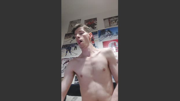 angler98 Topless Webcam SHOW @ Cam4 29-12-2025