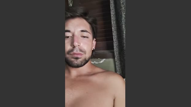 KevinEnr suckshow Webcam SHOW @ Cam4 31-12-2025